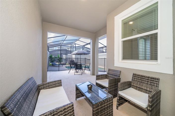 Image No.14-4 Bed Townhouse for sale