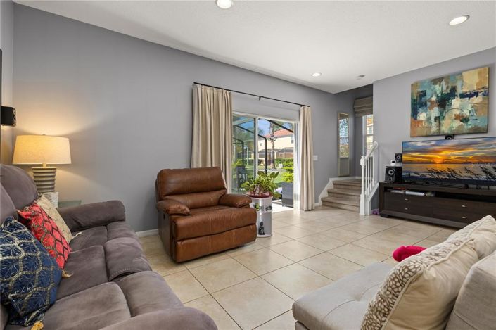 Image No.16-3 Bed Townhouse for sale