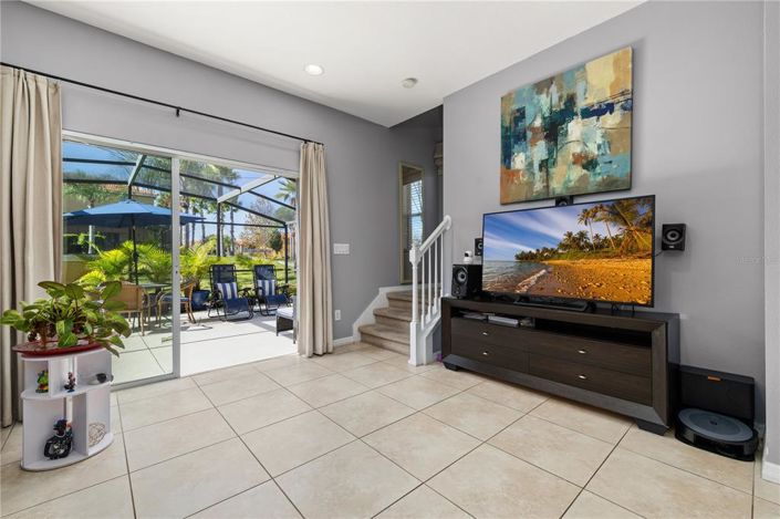 Image No.19-3 Bed Townhouse for sale