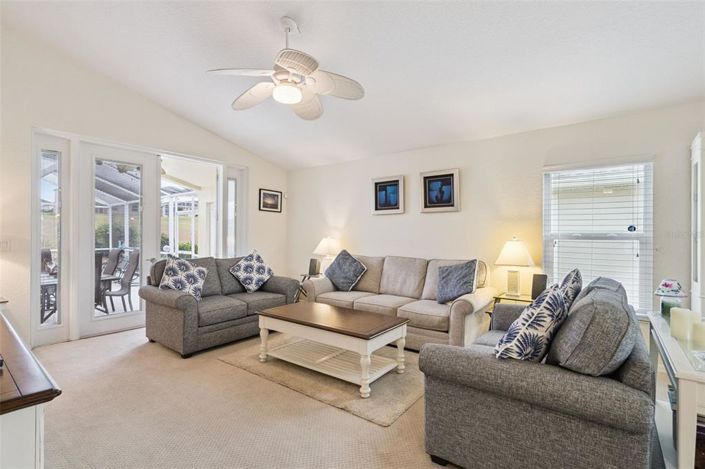 Image No.17-4 Bed Property for sale