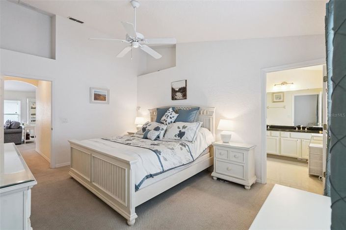 Image No.20-4 Bed Property for sale