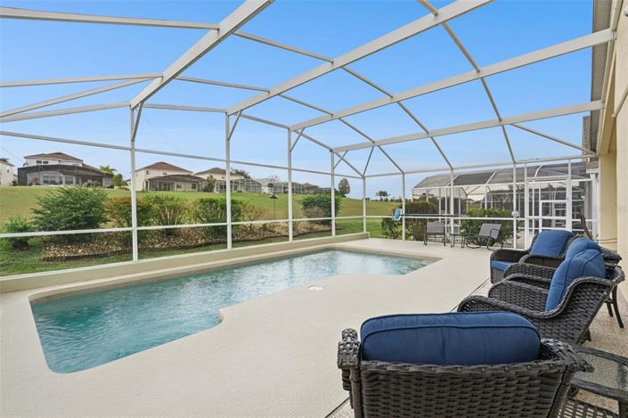 Image No.39-4 Bed Property for sale