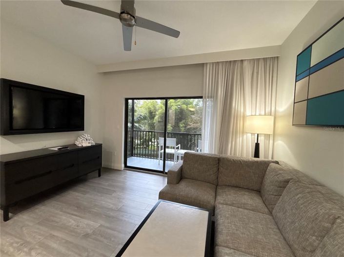 Image No.8-Propriété de 2 chambres à vendre à Winter Garden