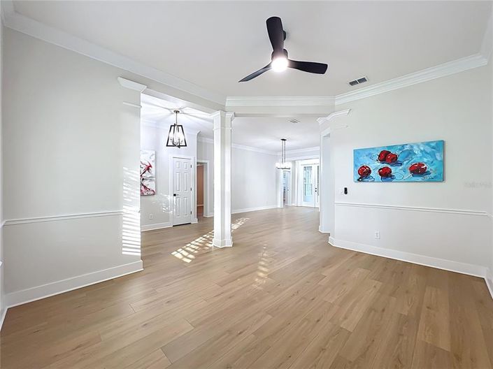 Image No.11-5 Bed Property for sale