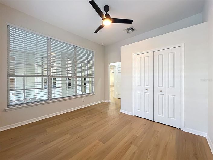 Image No.38-5 Bed Property for sale