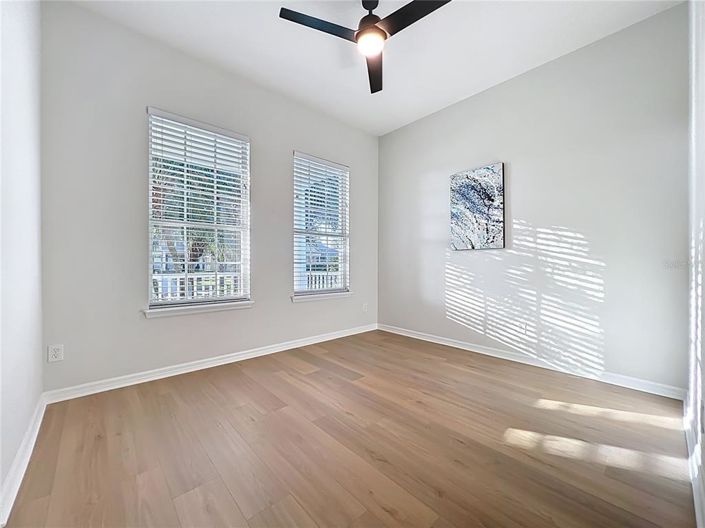 Image No.42-5 Bed Property for sale