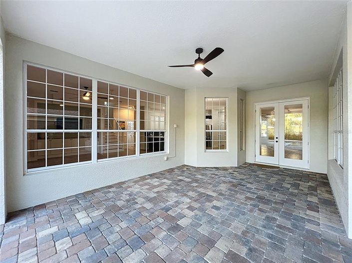 Image No.58-5 Bed Property for sale