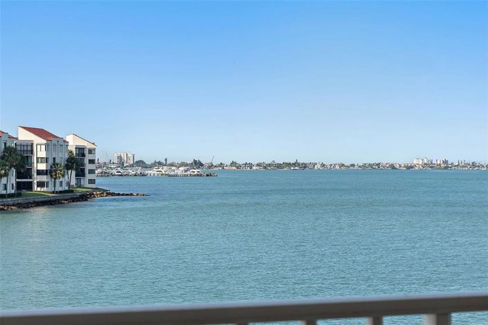 Image No.2-2 Bed Property for sale