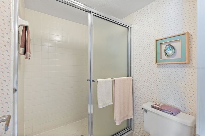 Image No.23-2 Bed Property for sale