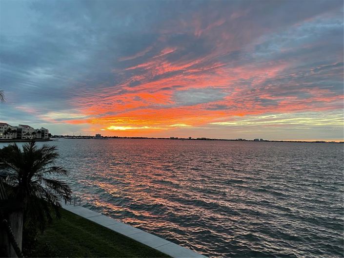 Image No.30-2 Bed Property for sale