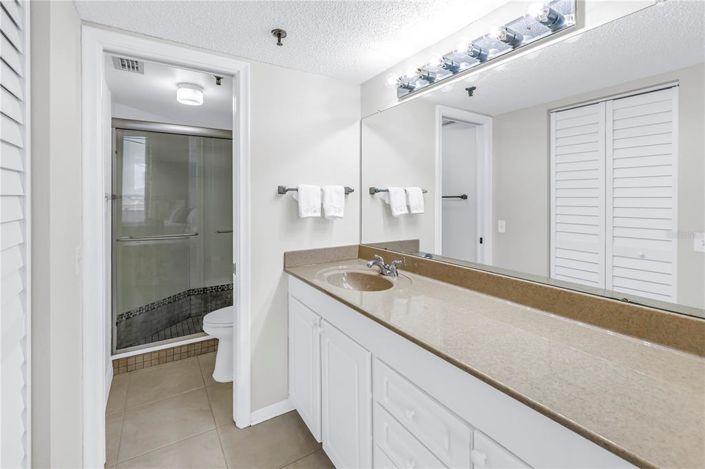 Image No.26-2 Bed Property for sale