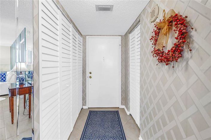 Image No.8-2 Bed Property for sale