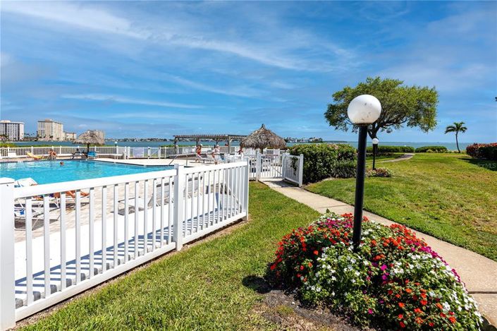 Image No.37-2 Bed Property for sale