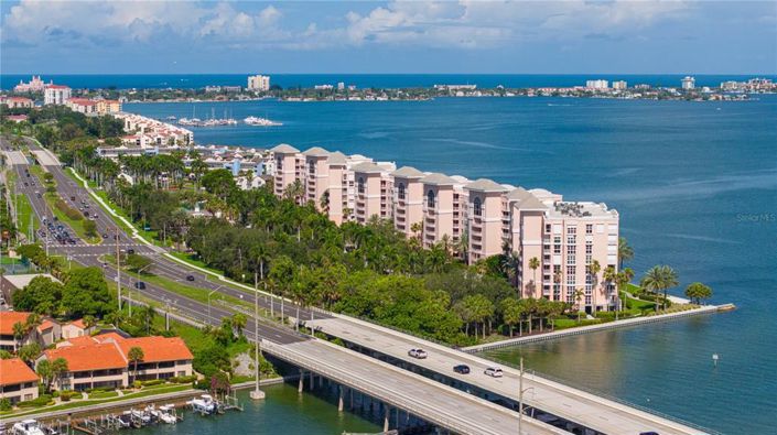 Image No.52-2 Bed Property for sale