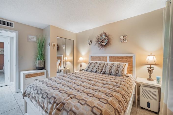 Image No.16-1 Bed Property for sale