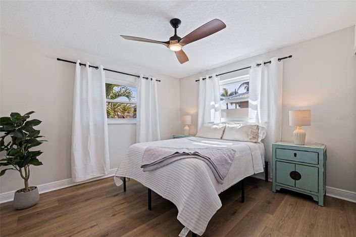 Image No.32-3 Bed Property for sale