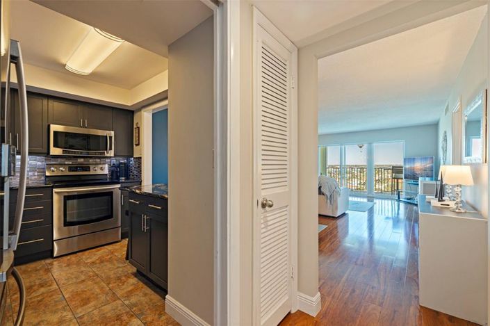 Image No.5-2 Bed Property for sale