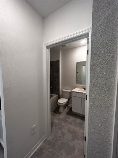 Image No.12-3 Bed Property for sale