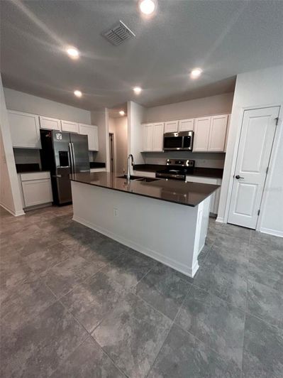 Image No.7-3 Bed Property for sale