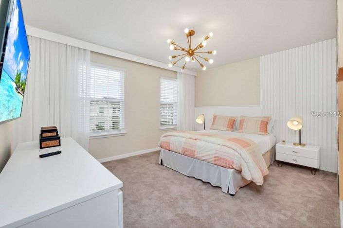 Image No.21-10 Bed Property for sale