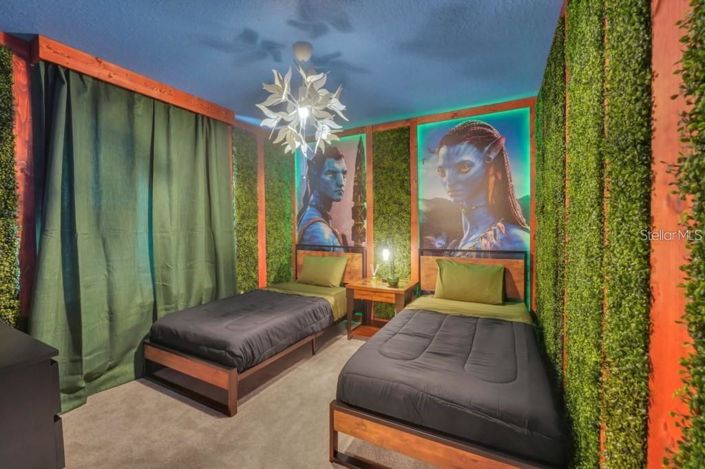 Image No.26-10 Bed Property for sale