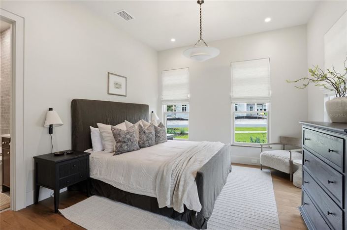 Image No.36-5 Bed Property for sale