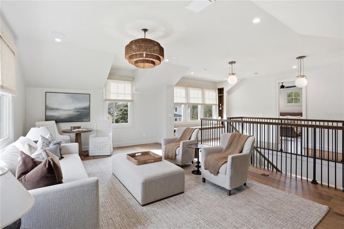 Image No.43-5 Bed Property for sale