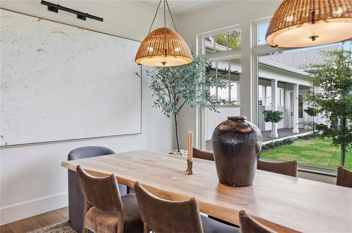 Image No.58-5 Bed Property for sale