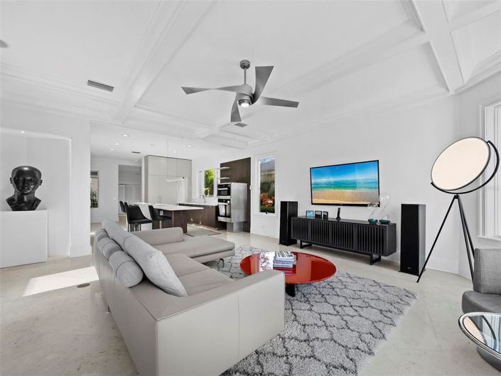 Image No.18-4 Bed Property for sale