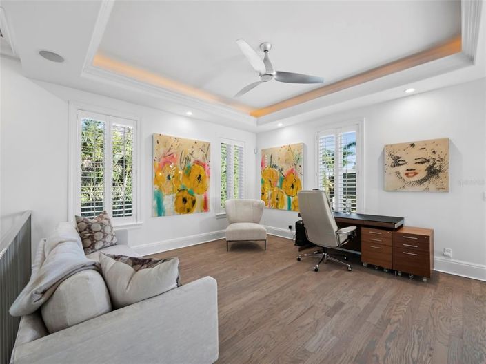 Image No.44-4 Bed Property for sale