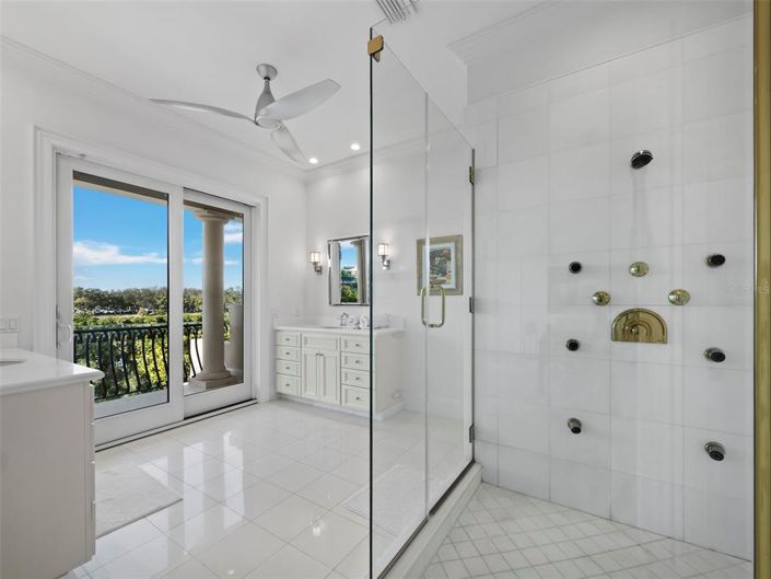 Image No.53-4 Bed Property for sale