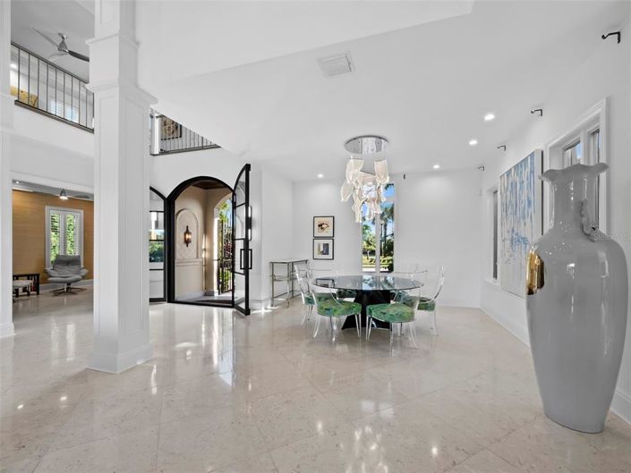 Image No.7-4 Bed Property for sale