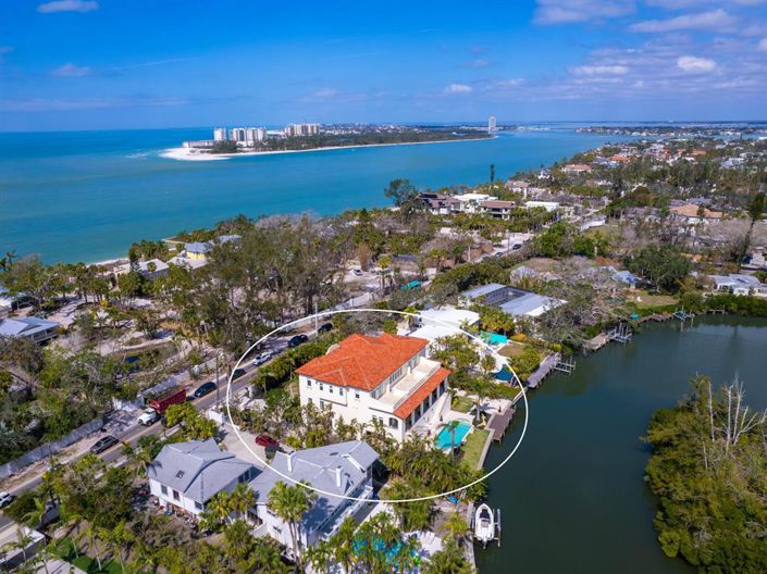 Image No.5-Propriété de 4 chambres à vendre à Sarasota