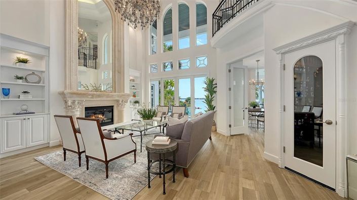 Image No.17-5 Bed Property for sale