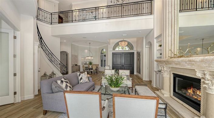 Image No.22-5 Bed Property for sale