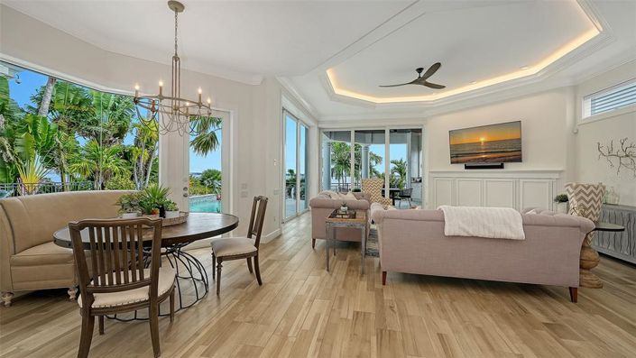 Image No.35-5 Bed Property for sale