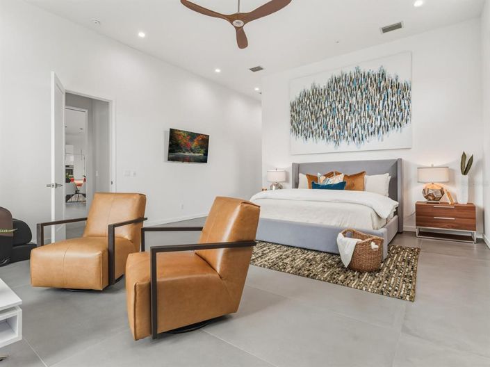 Image No.22-4 Bed Property for sale