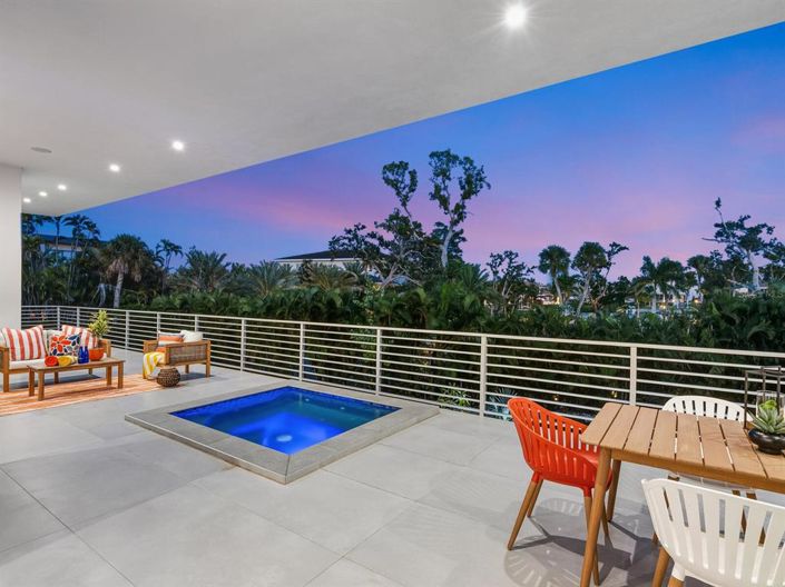 Image No.45-4 Bed Property for sale