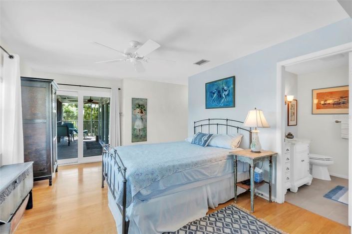 Image No.21-2 Bed Property for sale