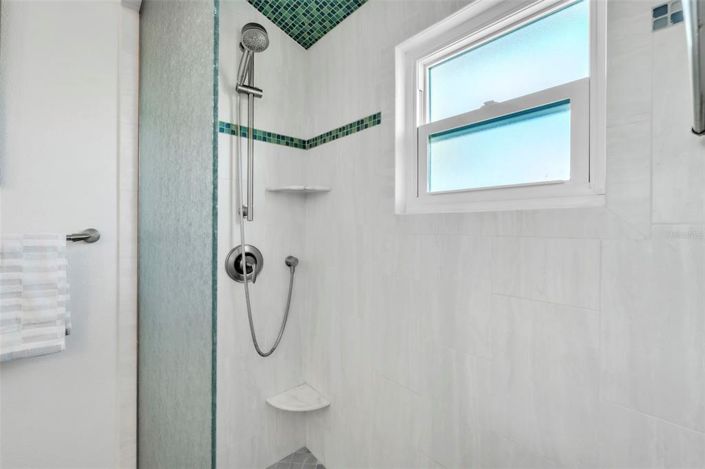 Image No.23-2 Bed Property for sale