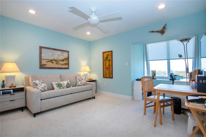 Image No.28-2 Bed Property for sale