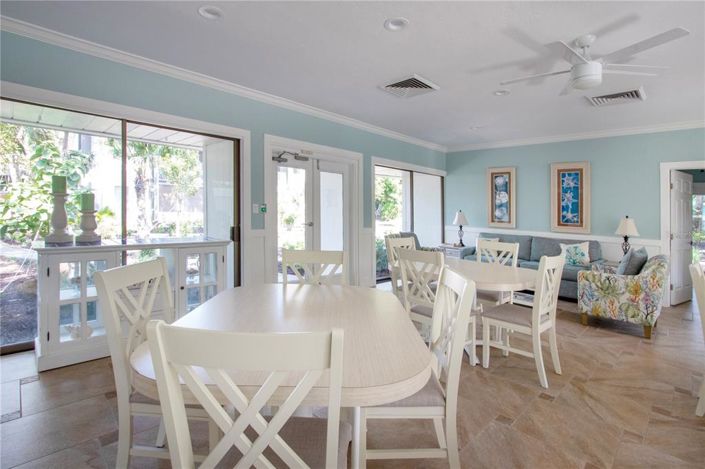 Image No.44-2 Bed Property for sale