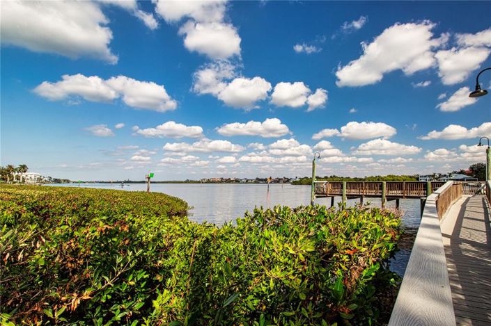 Image No.55-2 Bed Property for sale