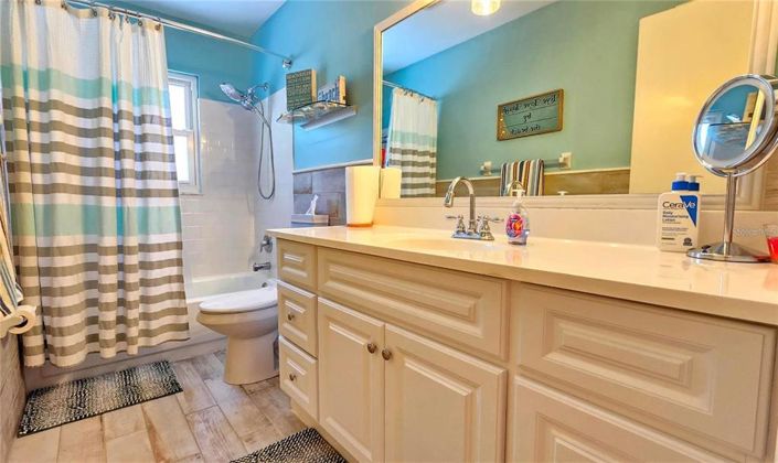 Image No.11-4 Bed Property for sale