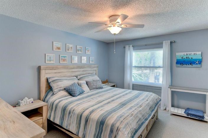 Image No.15-4 Bed Property for sale