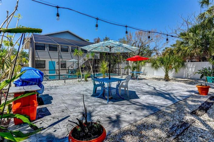 Image No.28-4 Bed Property for sale