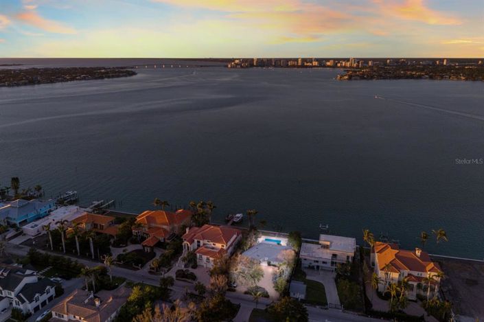 Image No.13-3 Bed Property for sale