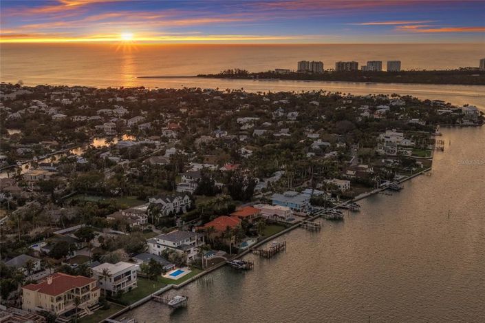 Image No.21-3 Bed Property for sale