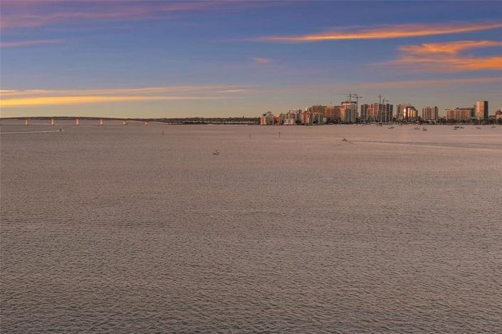 Image No.25-3 Bed Property for sale