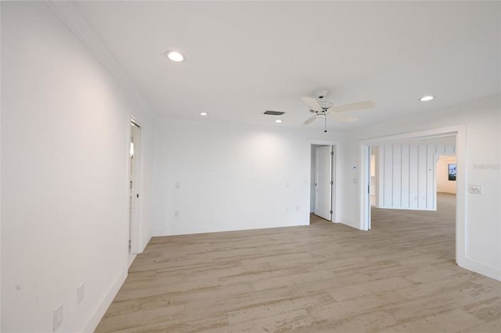 Image No.29-3 Bed Property for sale